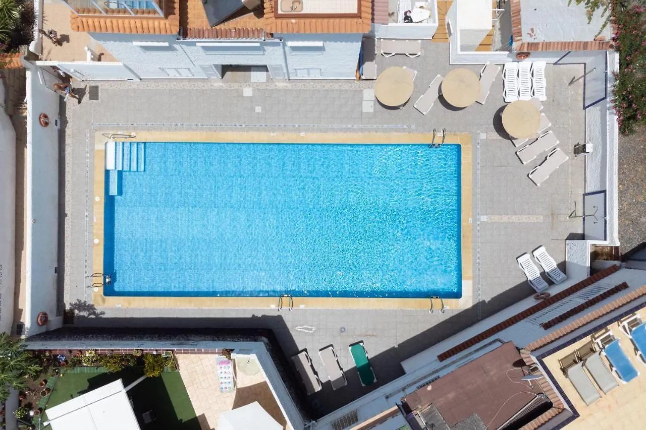 Villa Urbania Holiday Home By Sunkeyrents 플라야데라스아메리카스 아파트
