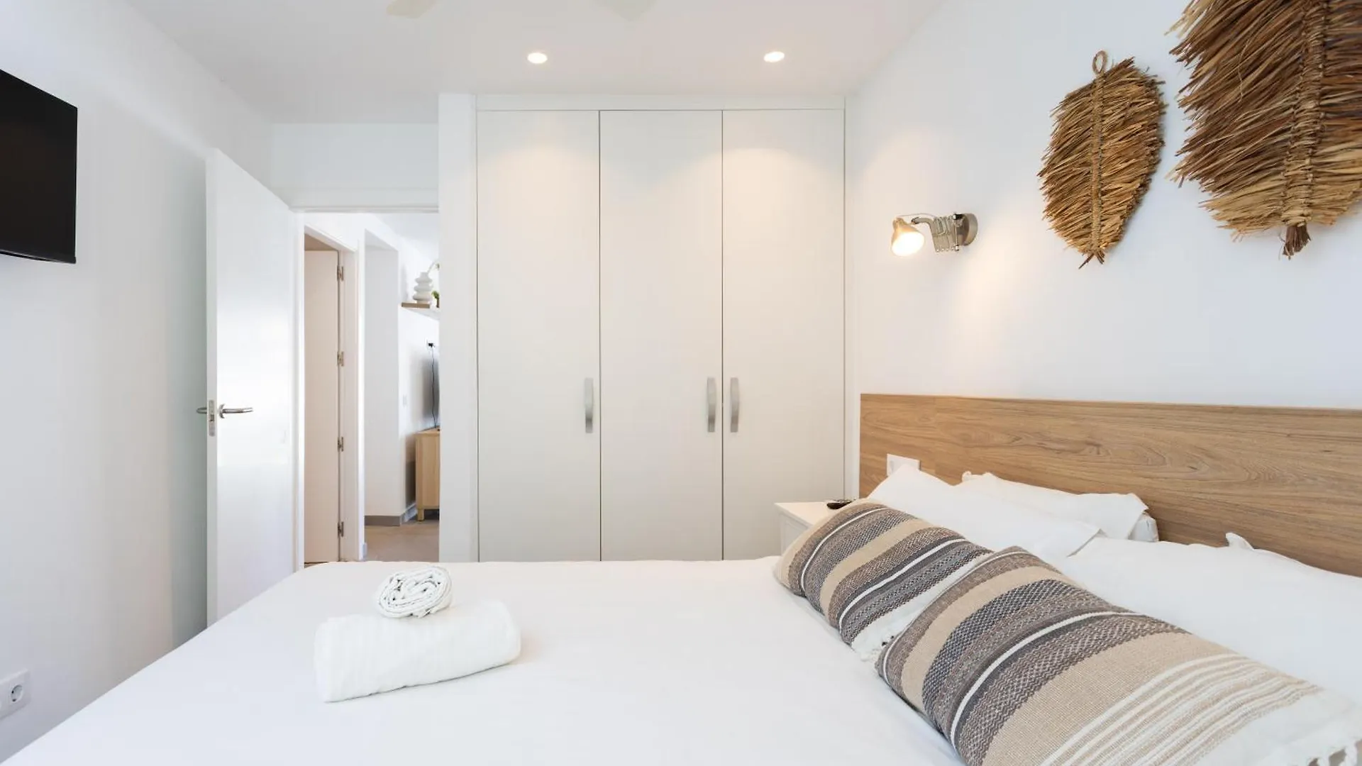 Апартаменты Villa Urbania Holiday Home By Sunkeyrents Плая-де-лас-Америкас Испания