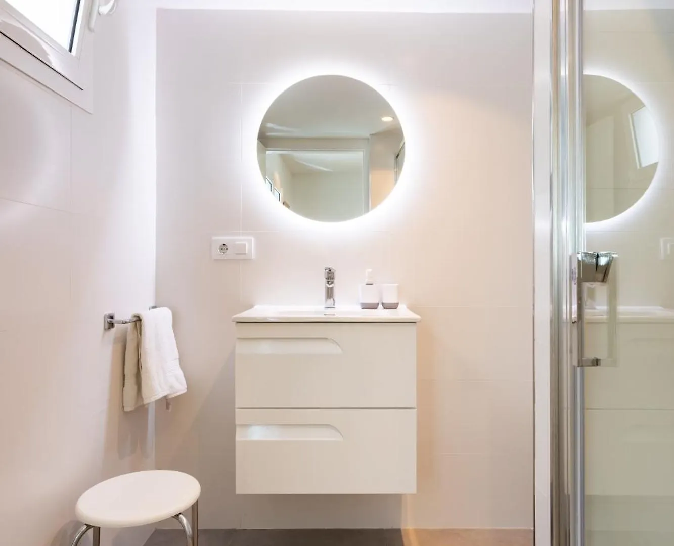 아파트 Villa Urbania Holiday Home By Sunkeyrents 플라야데라스아메리카스
